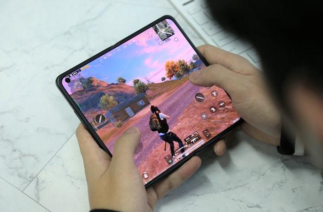 和平精英辅助【蜜雪冰城直装】支持新版本 预判自瞄 准星射线 不瞄人机 不瞄倒地 自瞄距离 单发狙自瞄 自瞄预判 姿势压枪